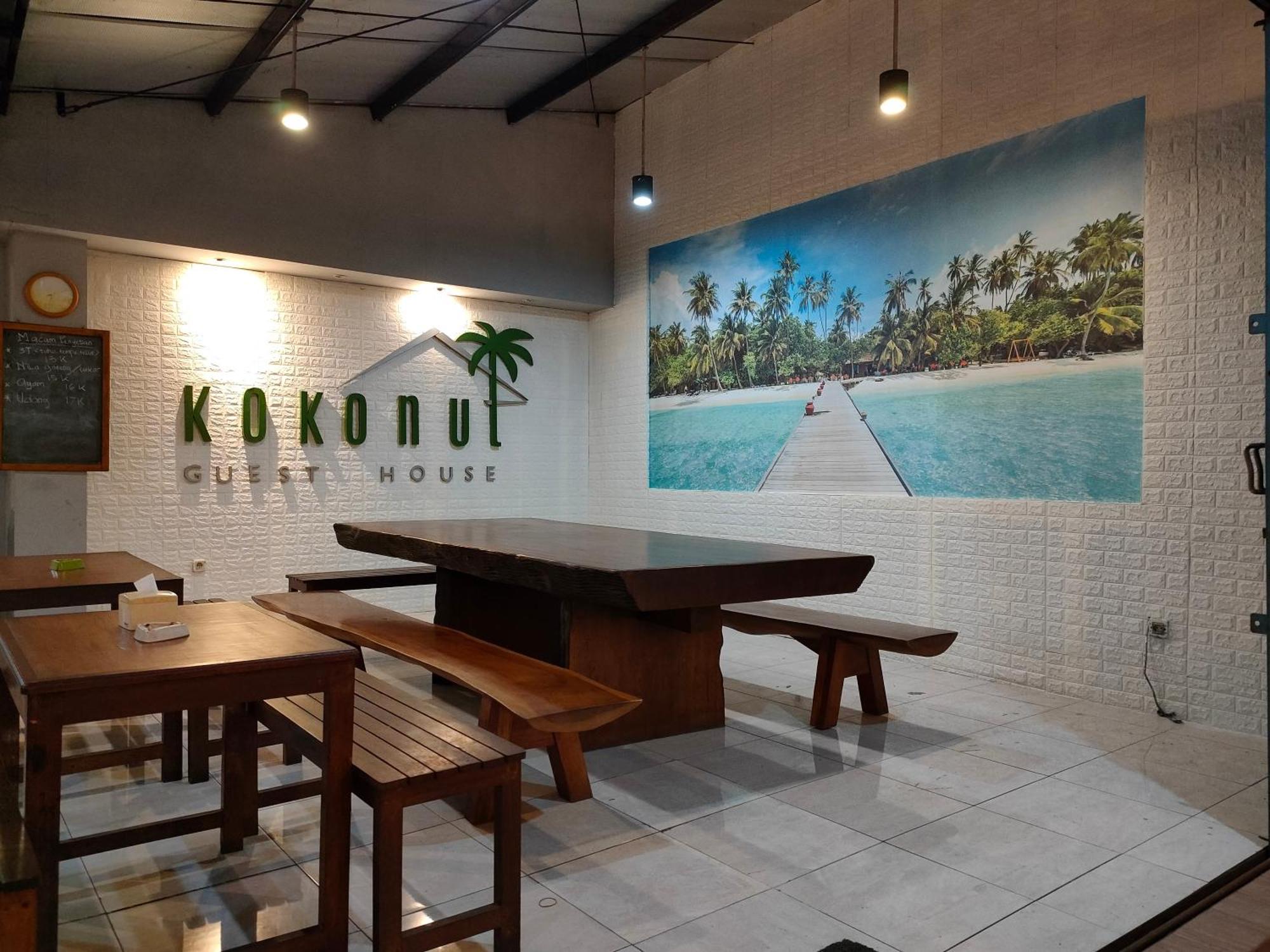 סוראבאיה Kokonut Guesthouse מראה חיצוני תמונה