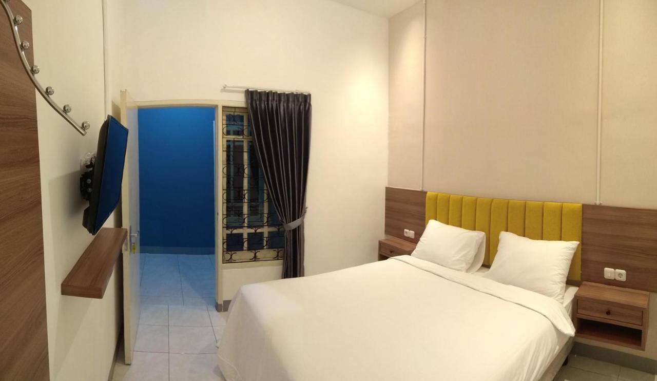 סוראבאיה Kokonut Guesthouse מראה חיצוני תמונה