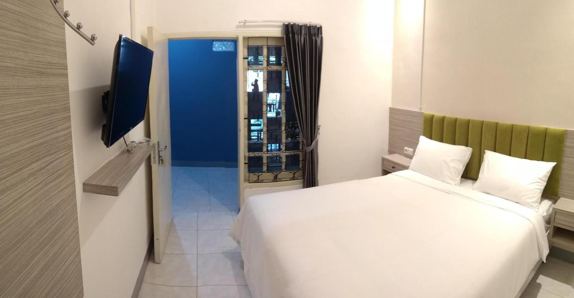 סוראבאיה Kokonut Guesthouse מראה חיצוני תמונה