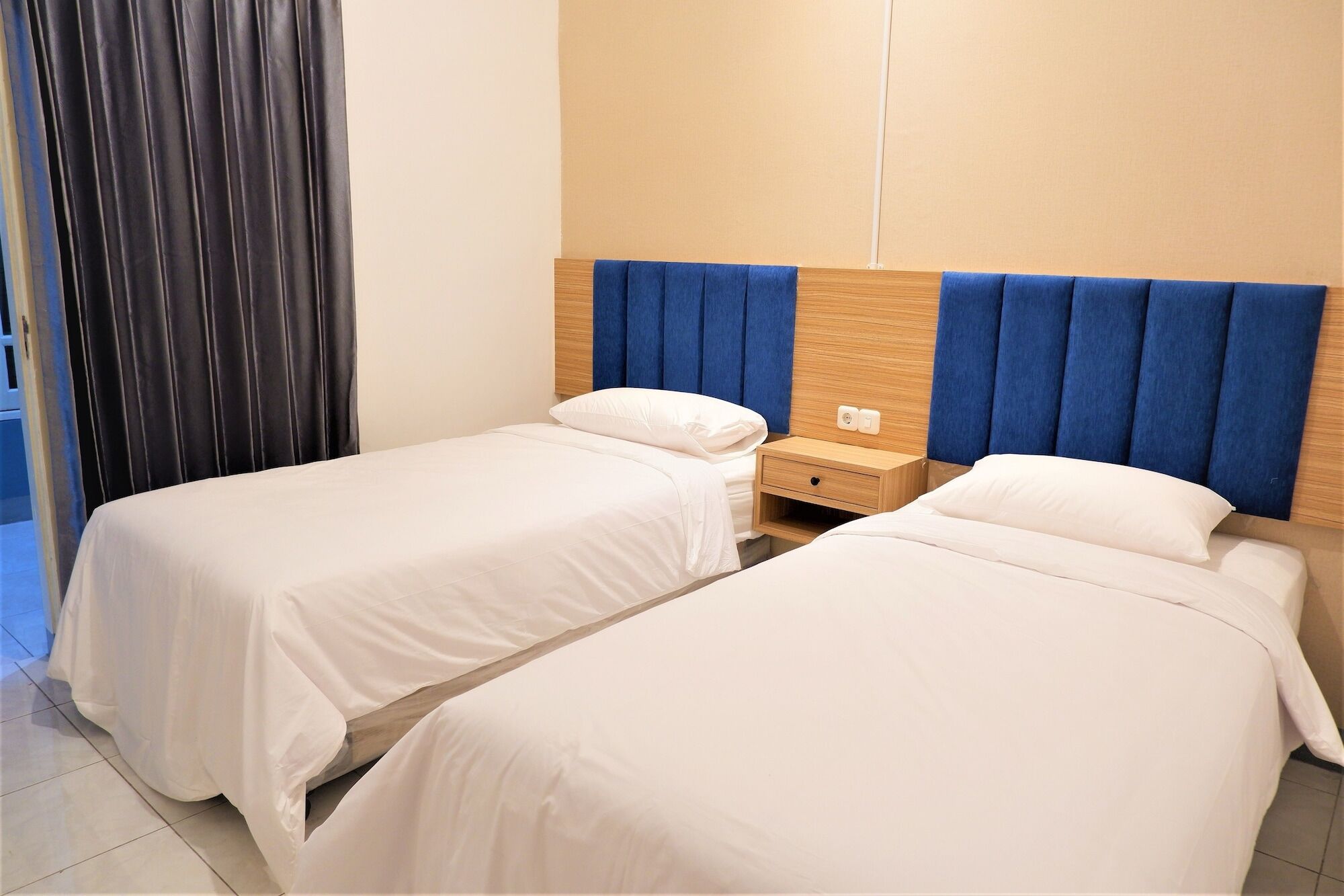 סוראבאיה Kokonut Guesthouse מראה חיצוני תמונה